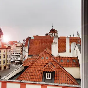 Apartman Karlova 25