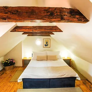 Apartman U Zlate Podkovy - At The Golden Horseshoe